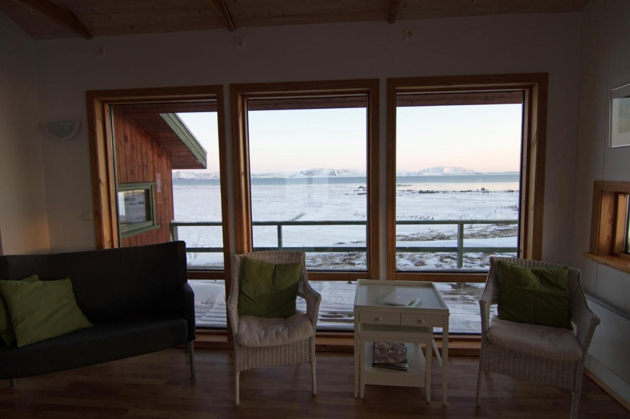 Lake Thingvellir Cottages Blaskogabyggd Exterior photo